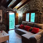 Allotjaments Cal Llarg Apartmán