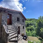 Apartmán Allotjaments Cal Llarg *