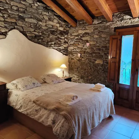 Apartment Allotjaments Cal Llarg Mollo